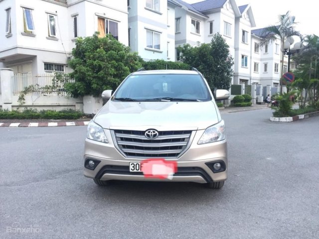 Bán xe Toyota Innova năm 2016, giá 546tr