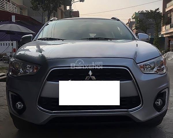 Cần bán gấp Mitsubishi Outlander Sport năm 2015, màu bạc, nhập khẩu 