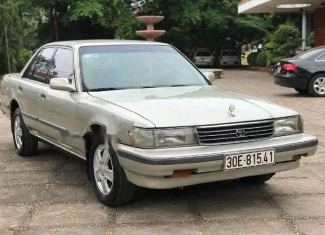 Chính chủ bán Toyota Cressida sản xuất 1994, màu bạc, nhập khẩu