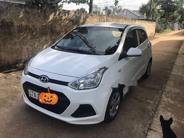 Bán xe Hyundai Grand i10 sản xuất 2013, màu trắng, nhập khẩu