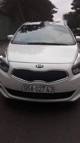 Cần bán xe Kia Rondo cuối 2016 máy dầu, xe còn rất mới