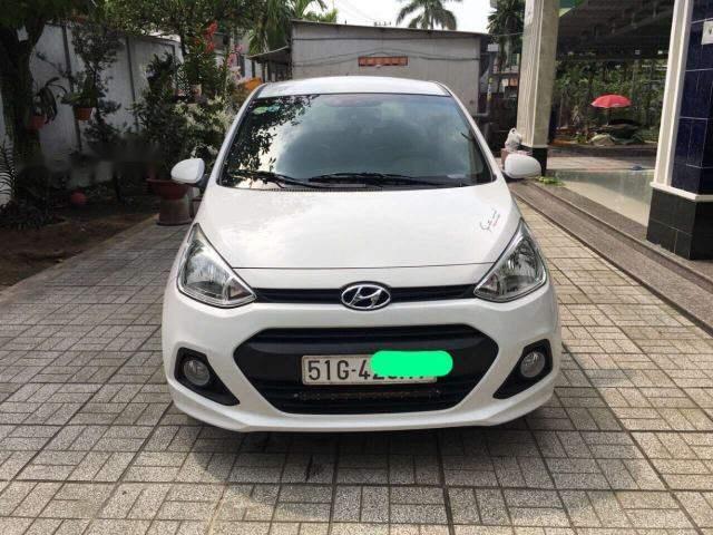 Bán Hyundai Grand i10 HB đời 2016, màu trắng, hàng full đồ, chạy 19 ngàn