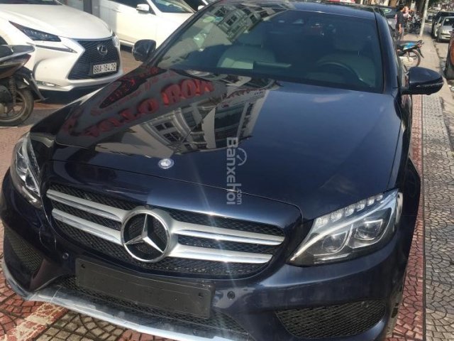 Cần bán lại xe Mercedes C300 AMG đời 2018