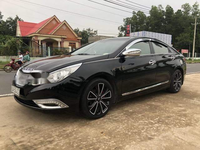 Cần bán Hyundai Sonata năm sản xuất 2011, xe đẹp, đăng kiểm tới 11/2019