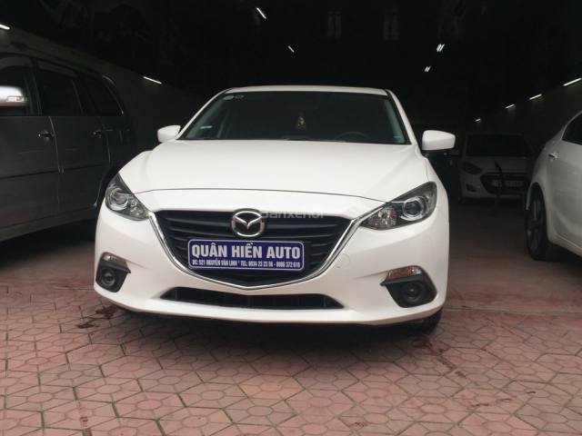 Cần bán xe Mazda 3 đời 2016 màu trắng, 615 triệu