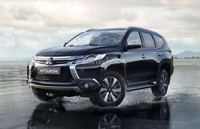 Mitsubishi Pajero Sport D 4x2 AT sản xuất năm 2018