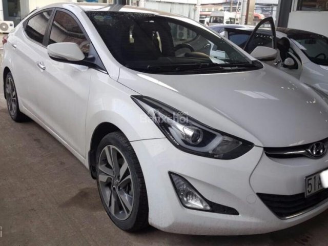 Bán Hyundai Elantra GLS 1.6AT 2014, màu trắng, đúng chất, biển TP, giá thương lượng