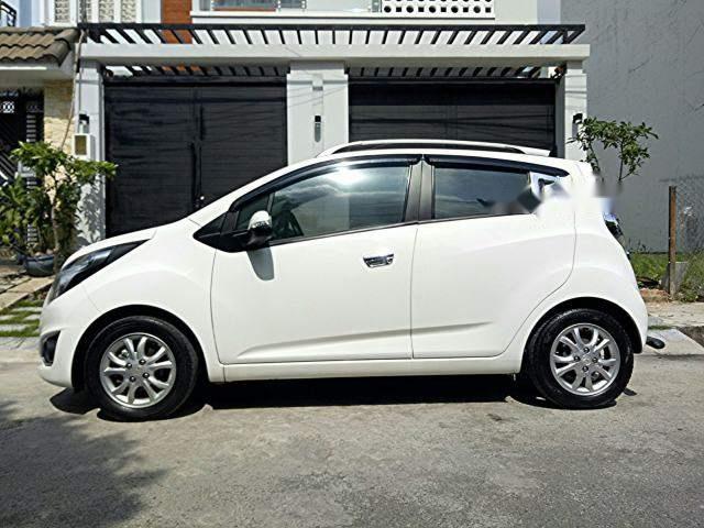 Bán Chevrolet Spark năm sản xuất 2014, màu trắng