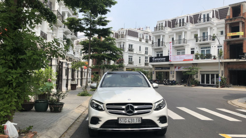 Xe Mercedes 2.0 AT 2017, màu trắng chính chủ