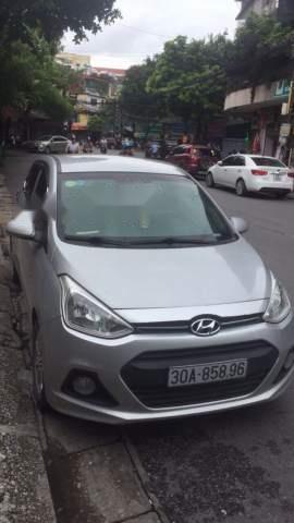 Bán xe Hyundai Grand i10 sản xuất năm 2015, màu bạc chính chủ