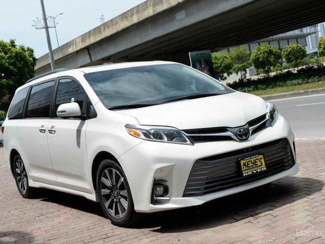 Bán Toyota Sienna Limited FWD sản xuất năm 2018, màu trắng, xe nhập giá tốt nhất thị trường