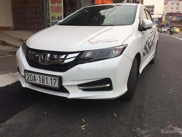 Bán xe cũ Honda City AT đời 2014, màu trắng