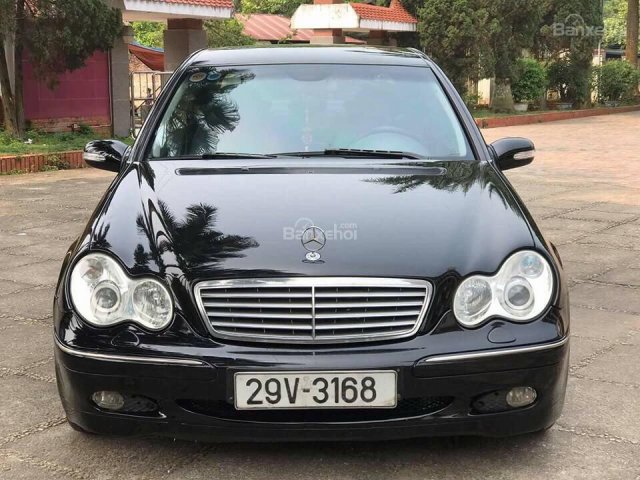 Cần bán xe Mercedes C200 1.8 AT Elagence sản xuất 2003, màu đen, nhập khẩu nguyên chiếc, 240 triệu