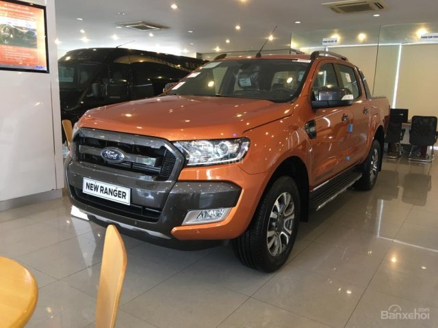 Bán Ford Ranger Wildtrak đời 2018, màu cam, nhập khẩu nguyên chiếc, giá cạnh tranh