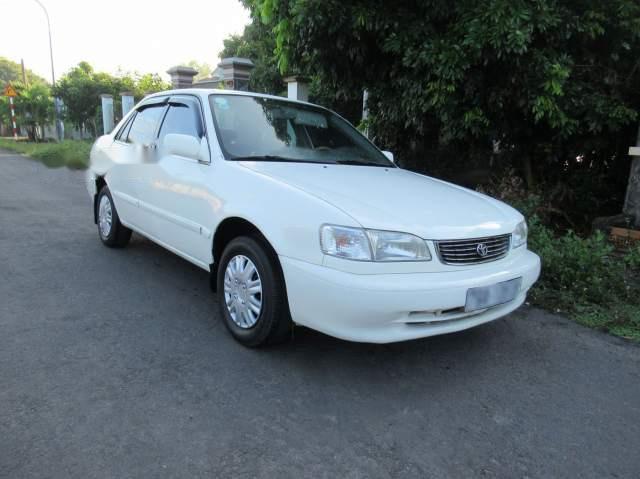 Bán ô tô Toyota Corolla năm sản xuất 2000, màu trắng