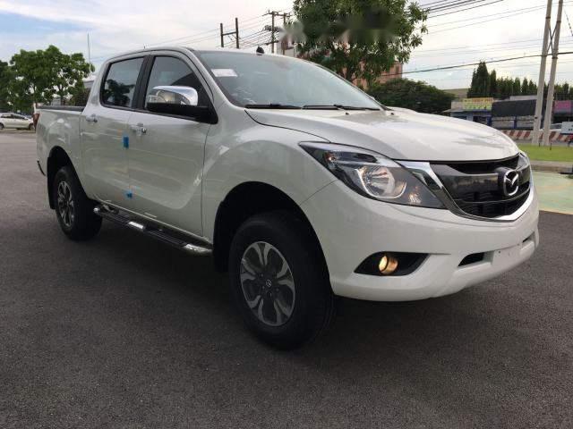 Bán ô tô Mazda BT 50 đời 2018, màu trắng, nhập khẩu Thái Lan, giá tốt