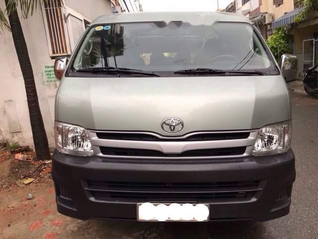 Cần bán Toyota Hiace năm 2012 ít sử dụng