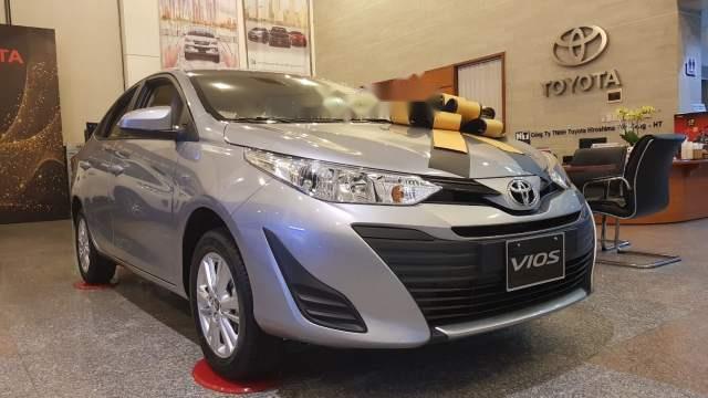 Cần bán xe Toyota Vios 1.5E đời 2018, màu bạc, 531 triệu