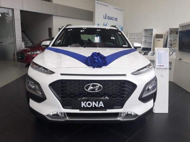 Bán Hyundai Kona đời 2018, màu trắng, giá tốt