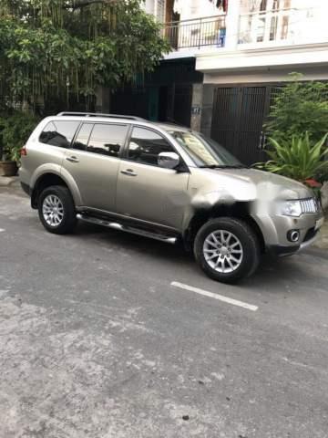 Bán ô tô Mitsubishi Pajero đời 2012, màu bạc, 579tr