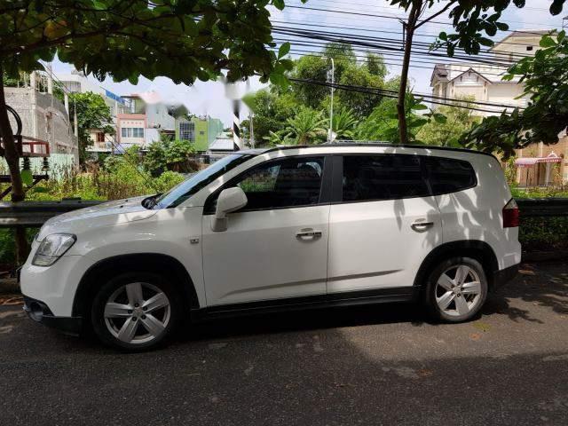 Bán xe Chevrolet Orlando năm 2012, màu trắng số tự động