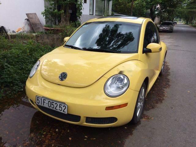 Bán Volkswagen New Beetle đời 2010, màu vàng, xe nhập giá cạnh tranh