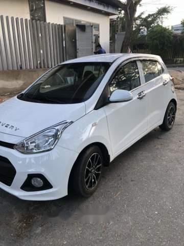 Bán Hyundai Grand i10 1.0 2015, màu trắng chính chủ, giá tốt