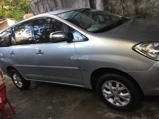 Cần bán xe Innova G đời 2006 liên hệ 0775518220