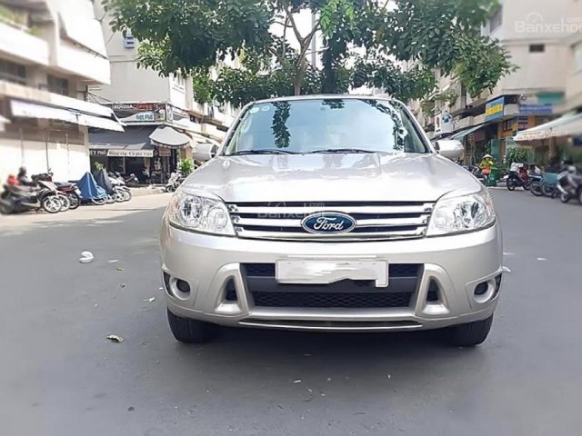 Xe cũ Ford Escape 2.3 XLS 2010, màu vàng chính chủ