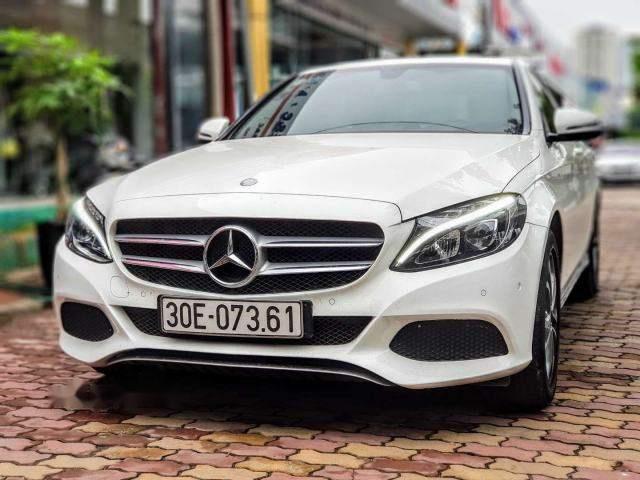 Bán lại xe Mercedes C200 đời 2016, màu trắng, biển Hà Nội