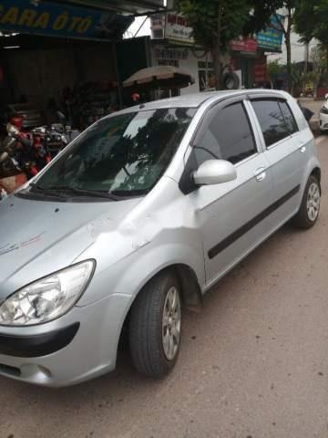 Cần bán gấp Hyundai Getz đời 2010, màu bạc, 195 triệu