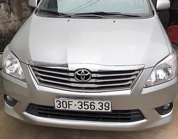 Bán Toyota Innova sản xuất 2012, màu bạc chính chủ, 485 triệu