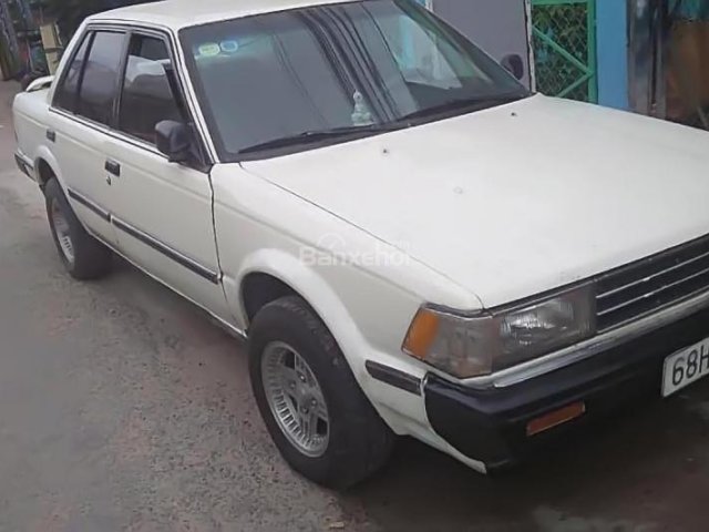 Cần bán xe Nissan Bluebird đời 1984, màu trắng, nhập khẩu nguyên chiếc