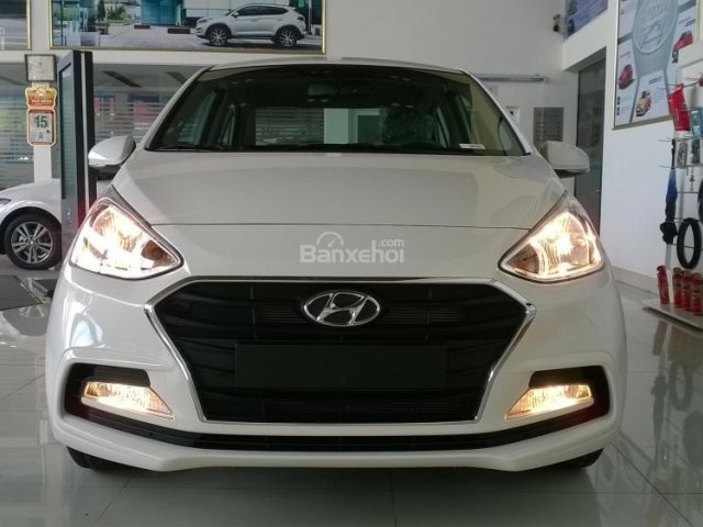 Bán Hyundai Grand i10 năm 2018, màu trắng, giá tốt