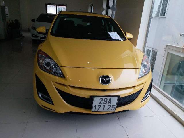 Cần bán Mazda 3 đời 2011, màu vàng, xe nhập