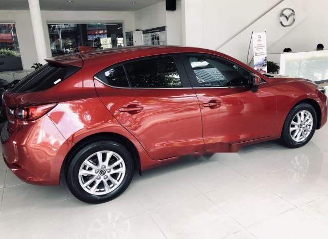 Cần bán Mazda 3 1.5L đời 2018, màu đỏ, giá chỉ 689 triệu