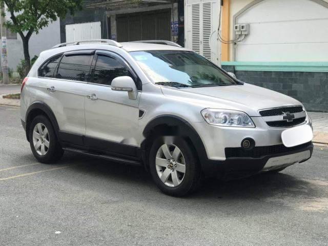 Bán ô tô Chevrolet Captiva LTZ đời 2007, màu bạc như mới