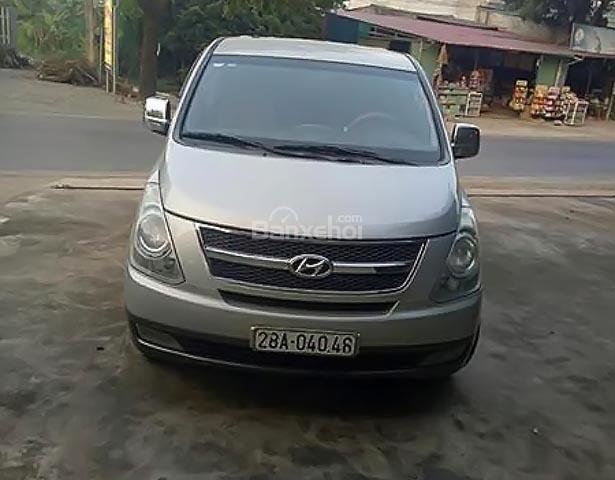 Bán Hyundai Grand Starex 2.5 MT 2008, màu bạc, nhập khẩu