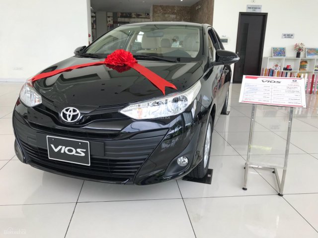 Vios 2018 tặng 2 năm bảo hiểm, giá cam kết tốt nhất, liên hệ: E Thăng - 0985.222.931