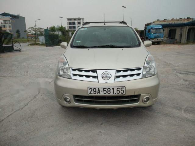 Bán xe Nissan Grand livina 2012, màu vàng