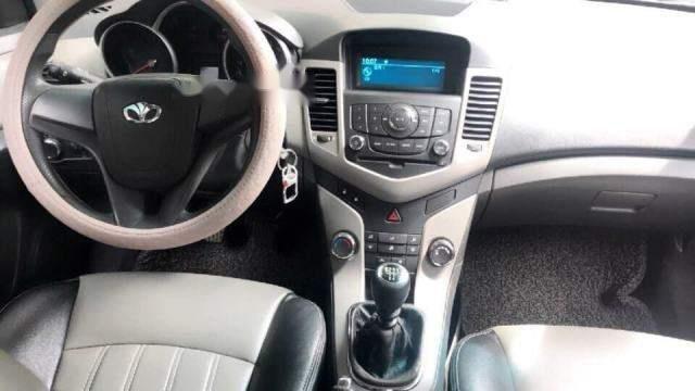 Cần bán lại xe Daewoo Lacetti đời 2009, màu bạc