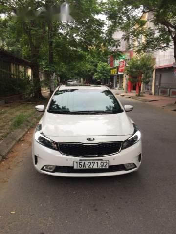 Bán Kia Cerato năm 2016, màu trắng, giá tốt