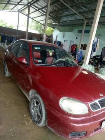 Xe Daewoo Lanos sản xuất 2003, màu đỏ giá cạnh tranh