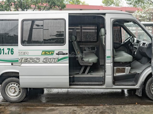 Cần bán xe Mercedes Sprinter 16 đời 2010 chạy dịch vụ