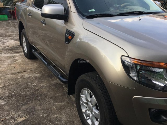 Bán xe Ford Ranger đời 12/2014, đăng ký 2015