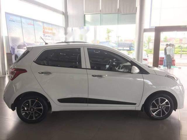 Cần bán xe Hyundai Grand i10 2018, màu trắng