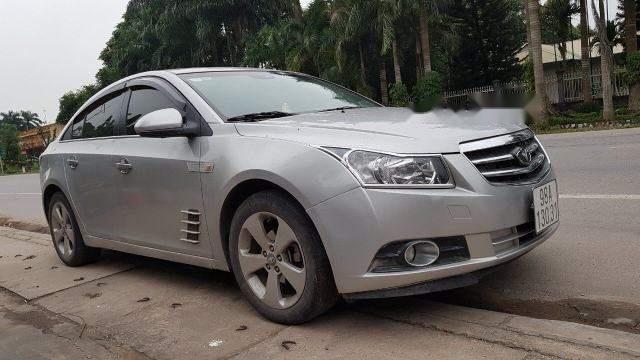 Bán xe Daewoo Lacetti CDX 1.6 AT đời 2010, màu bạc, nhập khẩu