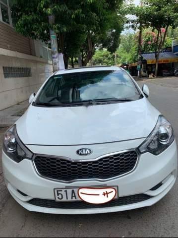 Cần bán lại xe Kia Cerato 2014, màu trắng, nhập khẩu Hàn Quốc chính chủ, giá tốt