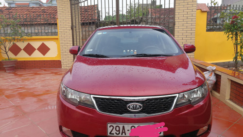 Bán Kia Forte 1.6 AT sản xuất năm 2011, màu đỏ, giá tốt