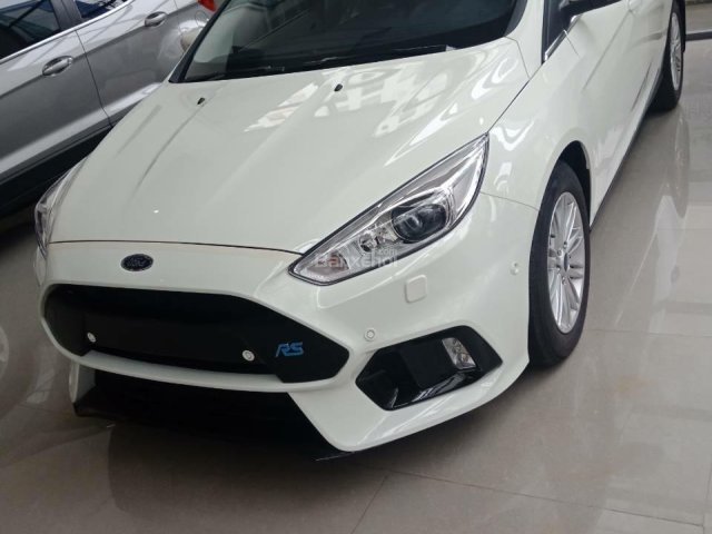 Bán Ford Focus Titanium, gia ngay đủ màu - Hỗ trợ ngân hàng đến 90%